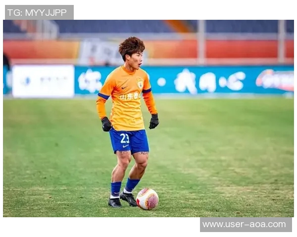 谢文能表现不佳引发热议本场比赛24次失误丢球权传球失误频繁